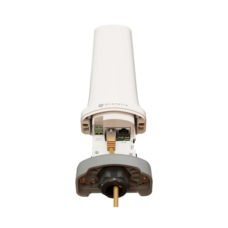 Маршрутизатор MikroTik CME22-2n-BG77, RouterOS, LTE, 2,4GHz — 3