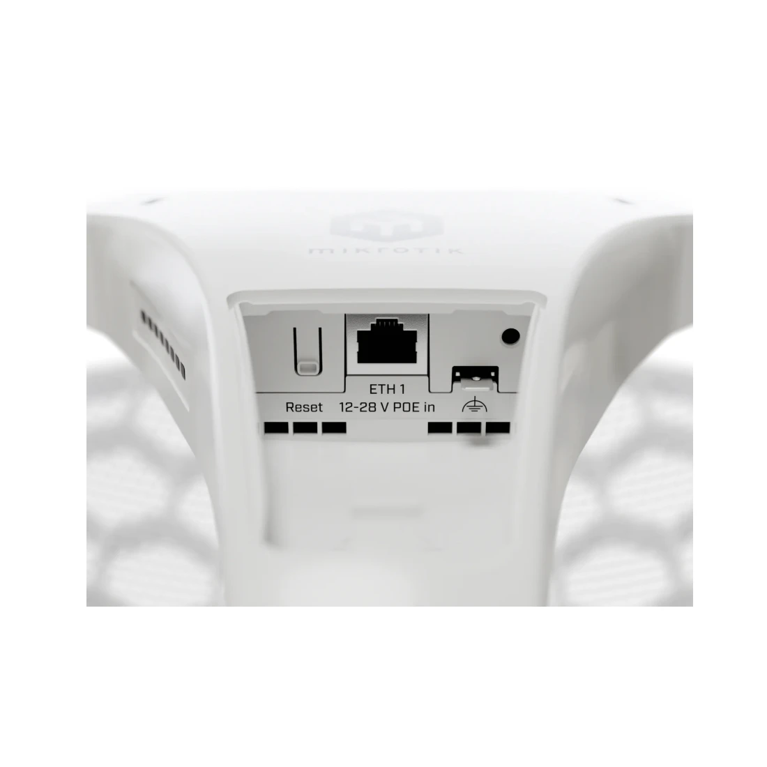 Точка доступа MikroTik LHG-5axD-XL Wi-Fi 6 — 4