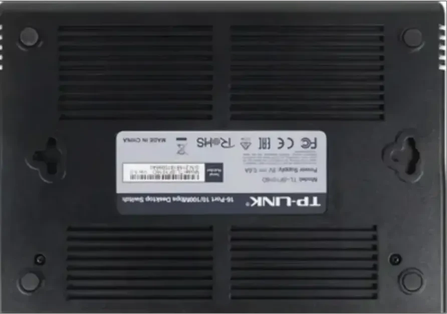 Коммутатор TP-Link TL-SF1016, неуправляемый, 16 портов 10/100M — 2