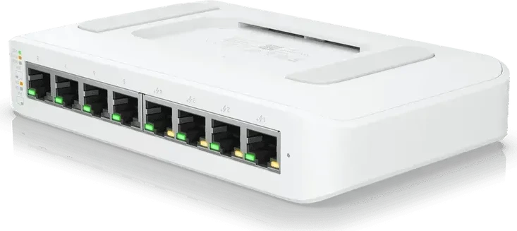 Коммутатор Ubiquiti UniFi Switch Lite 8, 8xGbE, 4xPoE, 52W — 3