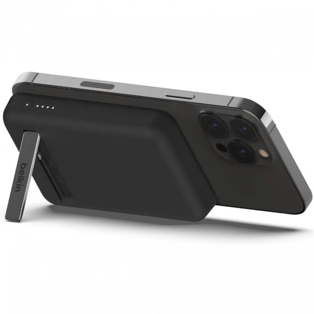 Внешний аккумулятор Belkin BoostCharge Magnetic Power Bank 5K + Stand, 5000 мА·ч, MagSafe, беспроводная зарядка 7.5 Вт, подставка — 5