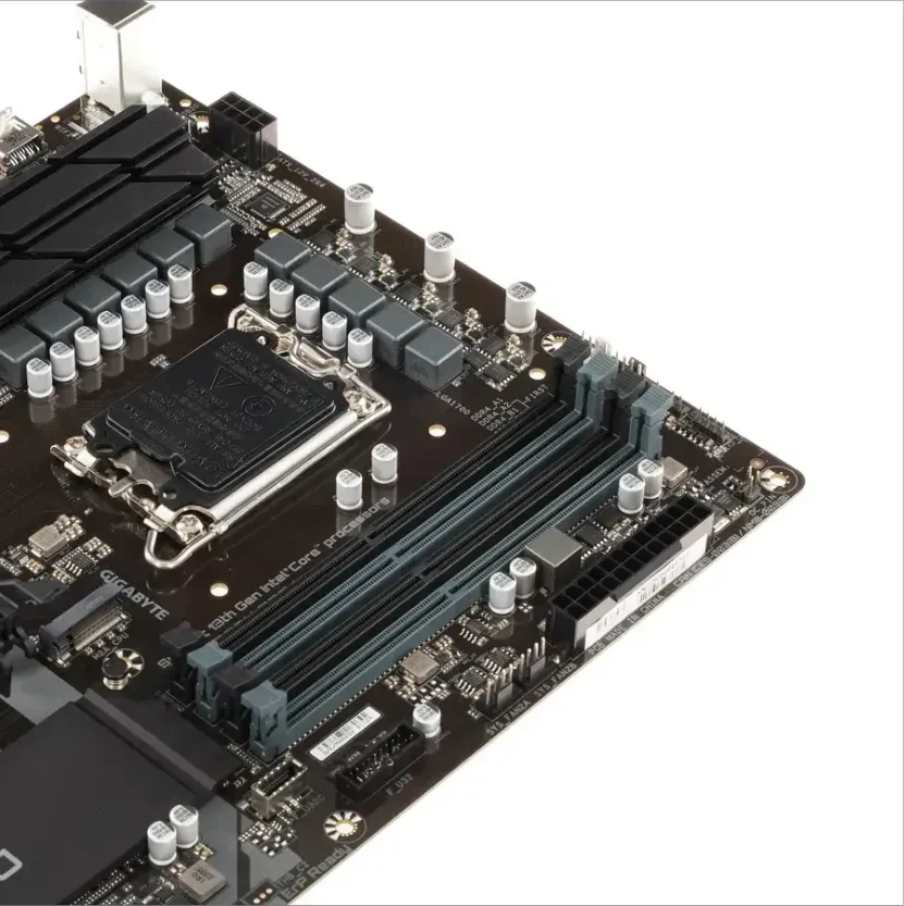 Материнская плата GIGABYTE MB LGA1700, B760, 4xDDR4, DP + HDMI, 5xPCIe x16 4.0, 2xM.2, 4xSATA, GbE LAN, ATX — 2