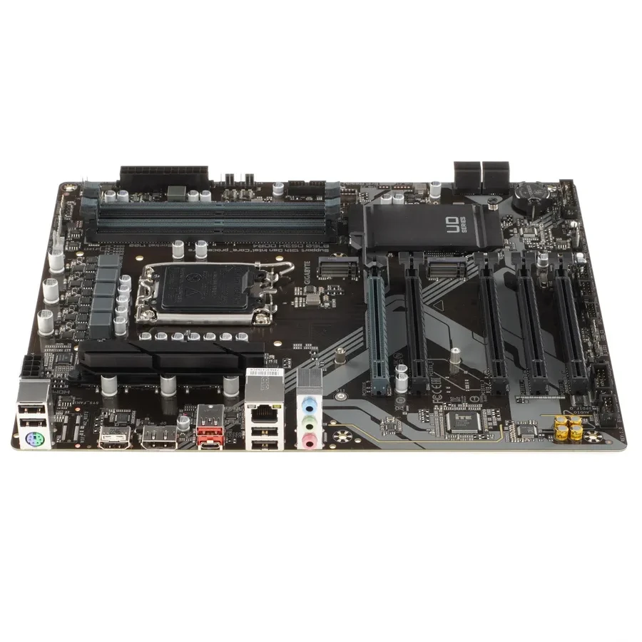 Материнская плата GIGABYTE MB LGA1700, B760, 4xDDR4, DP + HDMI, 5xPCIe x16 4.0, 2xM.2, 4xSATA, GbE LAN, ATX — 4