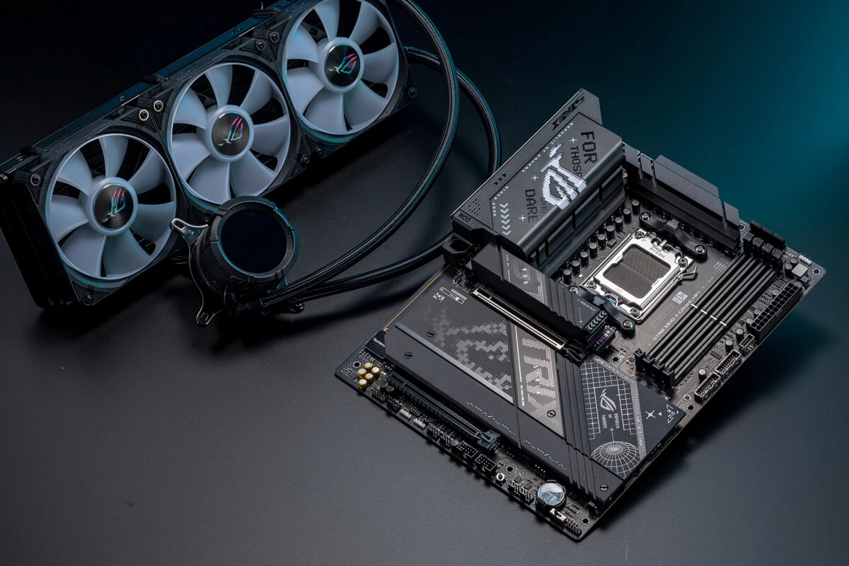 Материнская плата ASUS ROG Strix X870-F Gaming WiFi, AM5