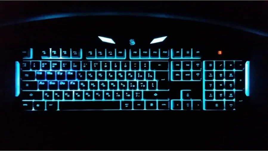 Игровая клавиатура Bloody B328, LED, USB, чёрный — 3