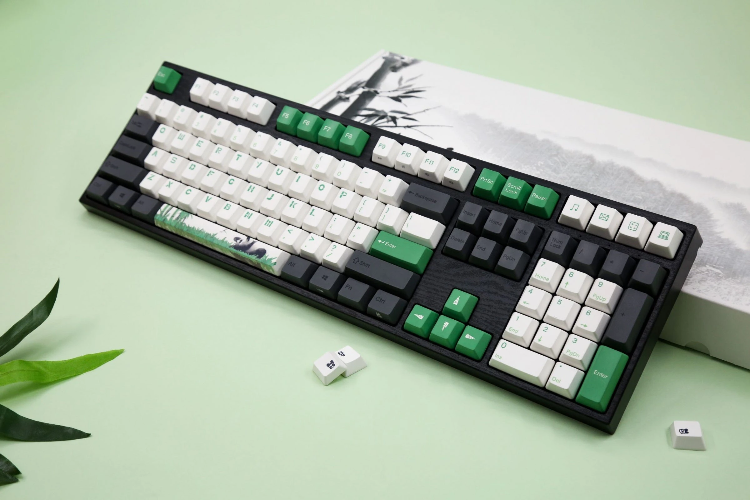 Клавиатура Varmilo Panda R2 VPG108, Cherry MX Red, Black, USB — 2