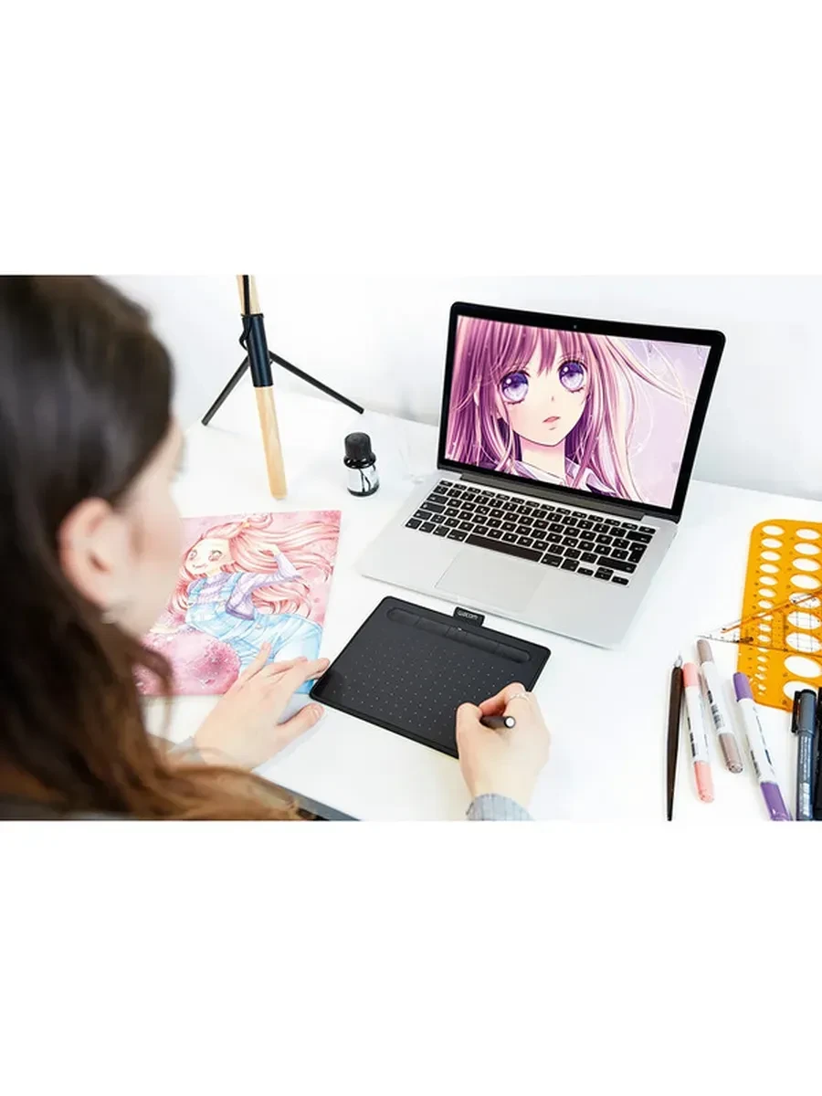 Графический планшет Wacom Intuos Medium BT, 8.5"x5.3", беспроводное перо, USB, BT, Black — 3