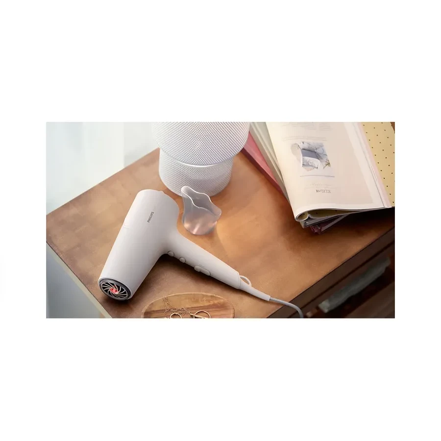 Фен Philips 5000 BHD501/00, 2100 Вт, ионизация, белый — 2