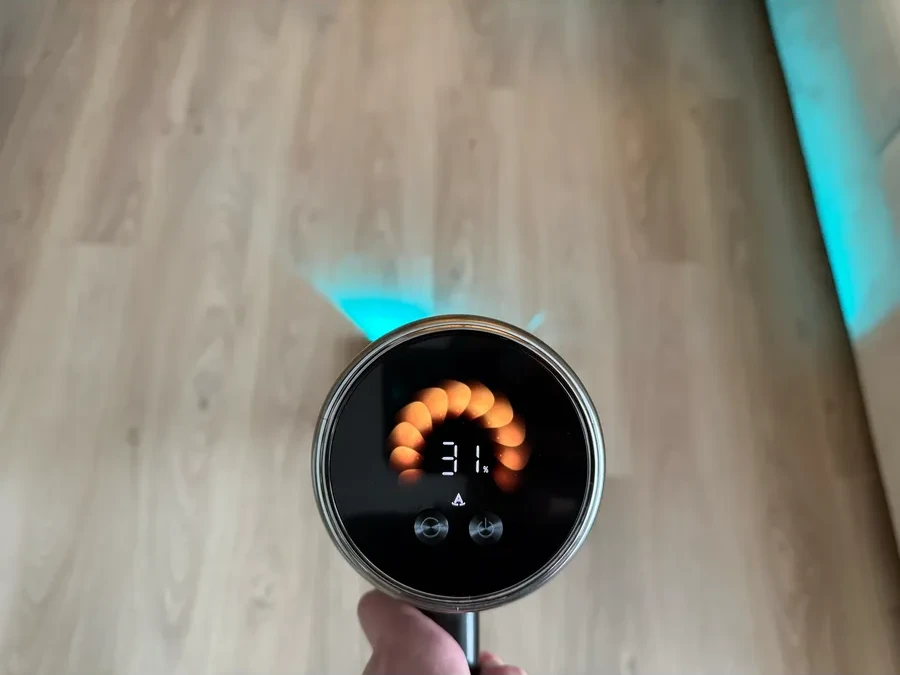 Вертикальный пылесос Dreame Z40 TangleCutFlex — 5