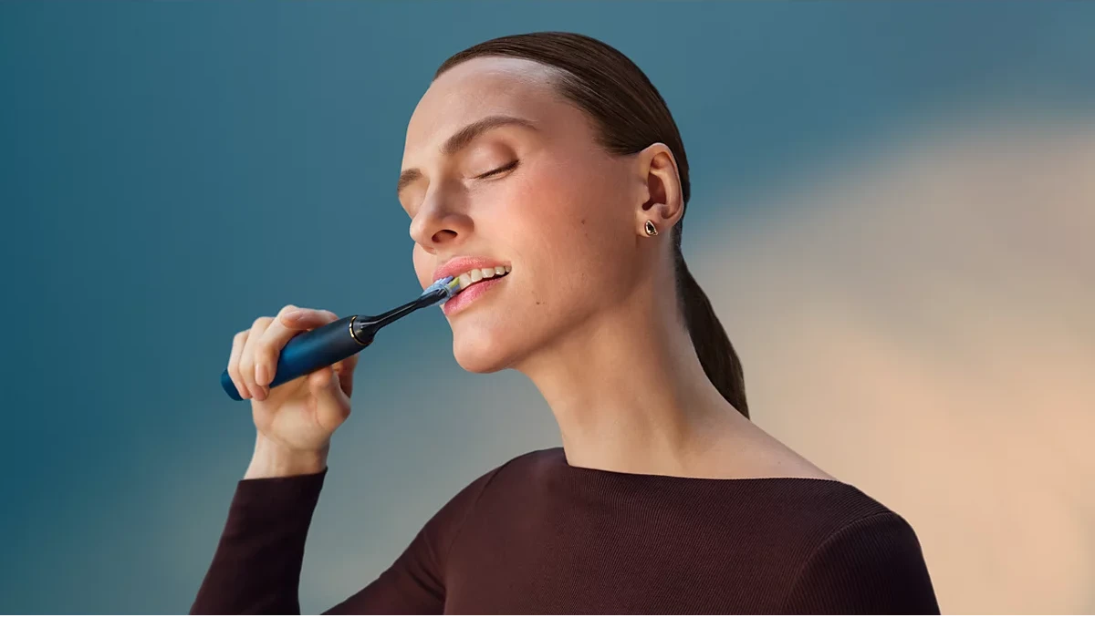 Электрическая звуковая зубная щетка Philips Sonicare 9000 DiamondClean HX9911/09 — 2
