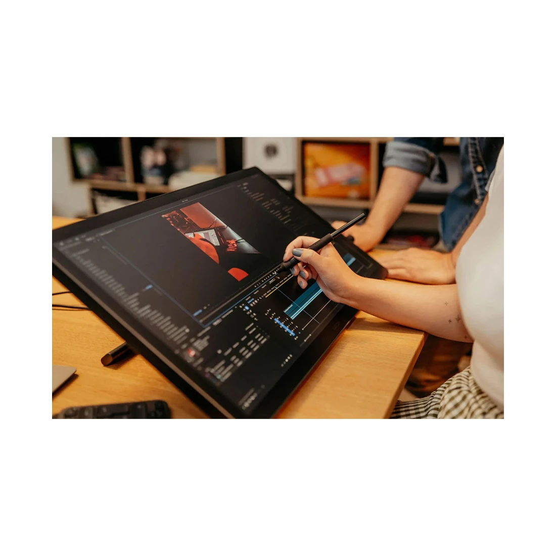 Графический планшет Wacom Cintiq 24 (DTK246K0B) Чёрный — 3