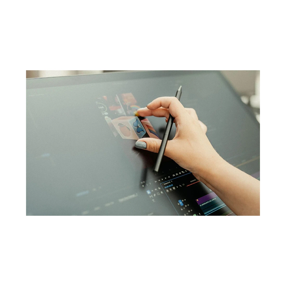 Графический планшет Wacom Cintiq 24 Touch (DTH246K0B) Чёрный — 3
